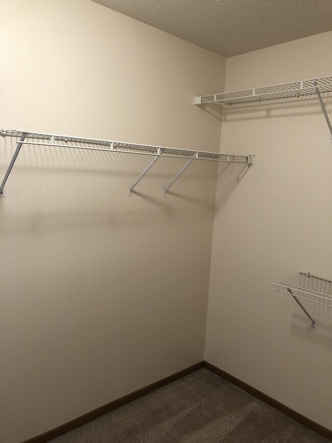 Royal Oaks Apartments