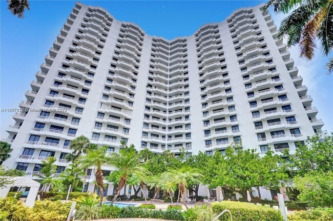 Building Photo - 3300 NE 192 St Unit 101 Rental