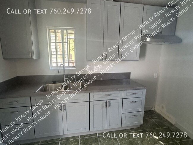 Photo - 1376 Gaviota Ave