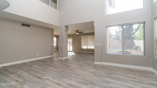 Photo - 17220 N 40th Pl