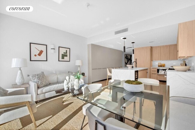 Photo - 24 Huntington St