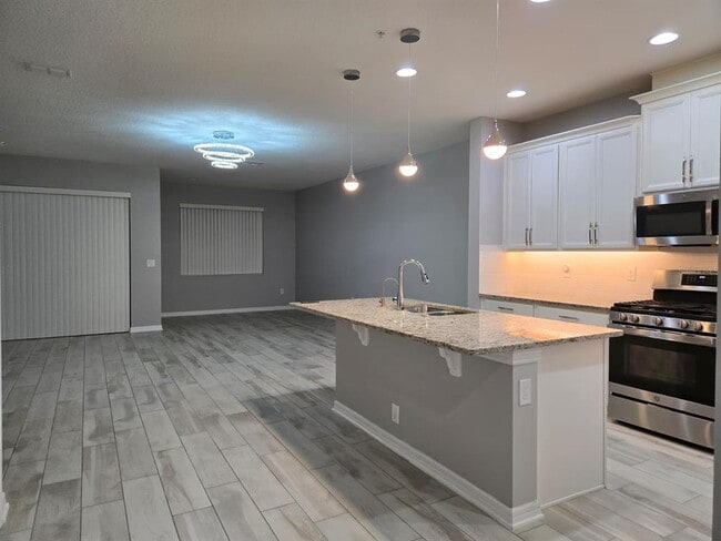 Photo - 276 Cedar Bark Ln