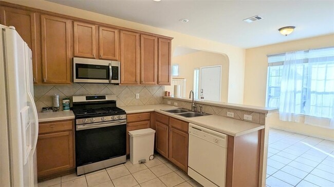 Photo - 1900 Scofield Ridge Pkwy Unit 6903