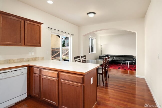 Photo - 4532 NE 10th St