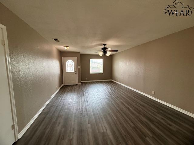 Photo - 1406 Christine Rd