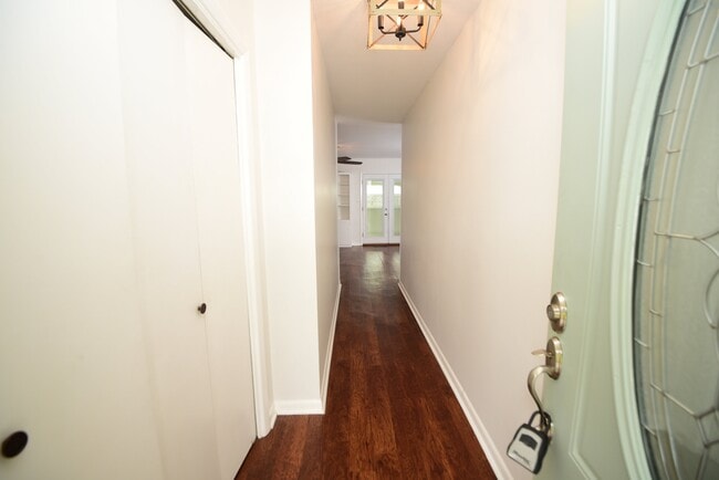 Photo - 1608 S 1st Pl