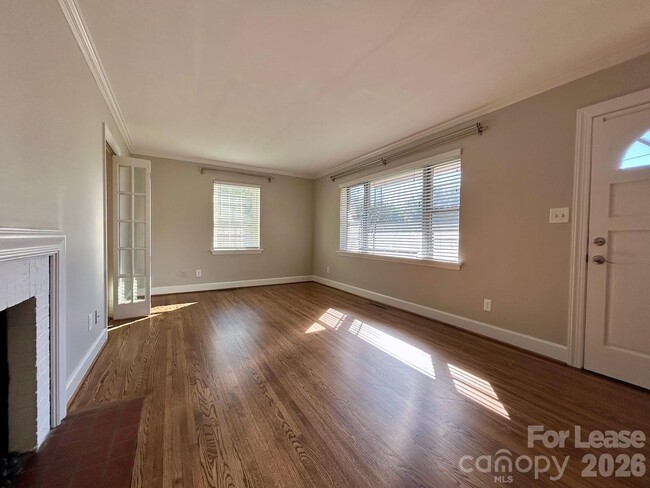 Photo - 4805 Gilmore Dr