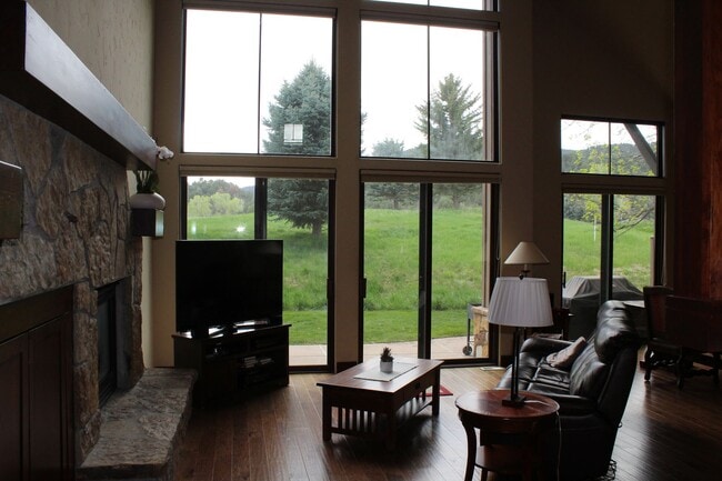 Photo - 29 Primrose Ln