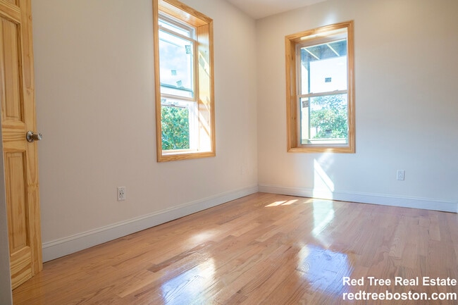 Photo - 20 Winthrop St Unit 3