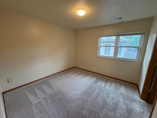 Photo - Short Term Lease, 1 Bedroom 1 Bathroom!