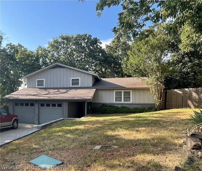 3701 S 32 Cir