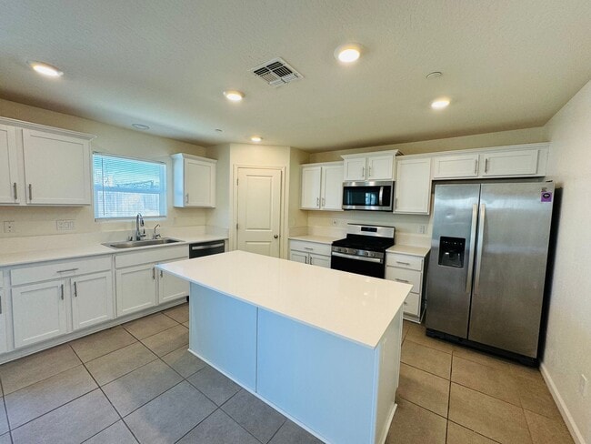 Photo - Perfect 5 bedroom, 3.5 bath home with attached private Casita - With Solar !