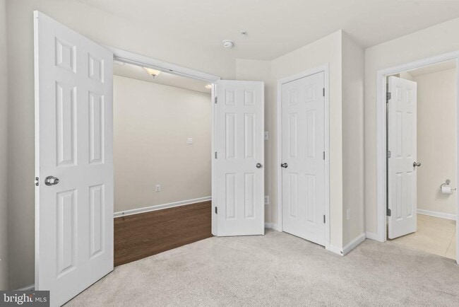 Photo - 7118 Rowlock Aly