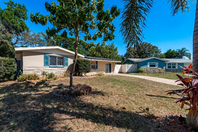 Photo - 1748 Colmar Dr