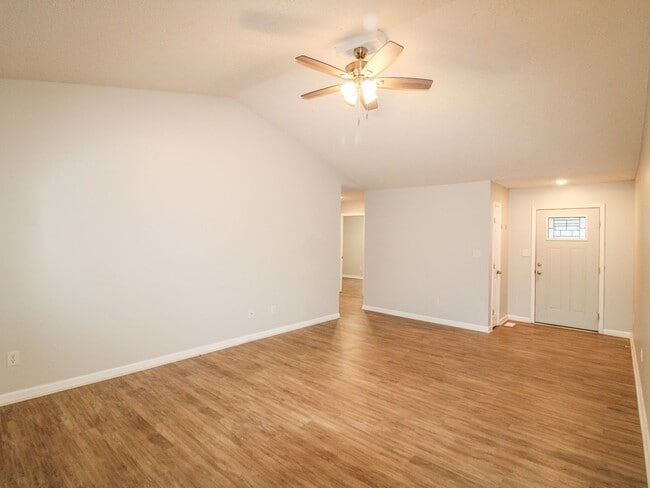 Photo - Nice Home in Meridianville!