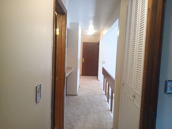 Photo - 2 Bedroom 1.5 bathroom condo Unit D