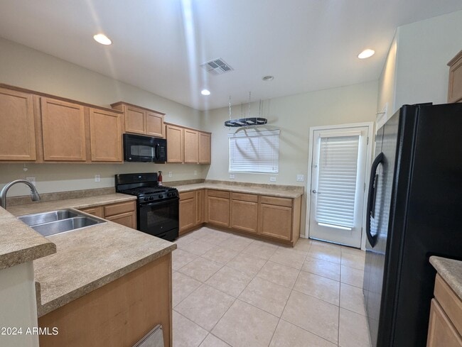 Photo - 2363 N Smithsonian Dr
