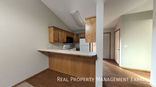 Photo - Wonderful 4 Bedroom, 2 Bathroom Home