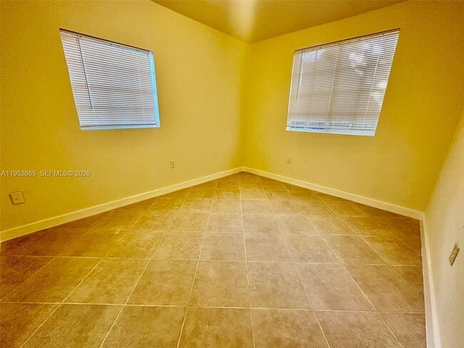 Photo - 6320 NW 1st Pl Unidad 6322