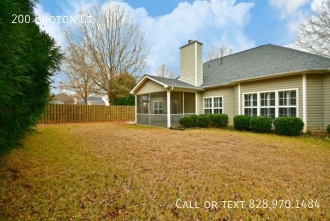 Photo - 200 Groton Ct