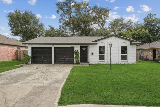 Building Photo - 9618 Glenwood Forest Dr