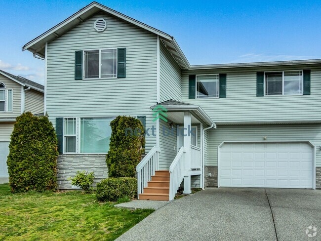 Building Photo - 4 Bed and 2.5 Bath Single-family Home Avai...