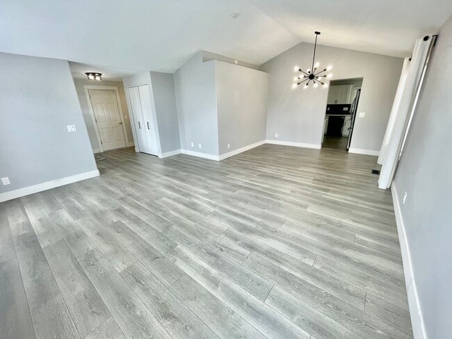 Photo - Beautifully Remodeled 3bd/2bath Hillsboro ...