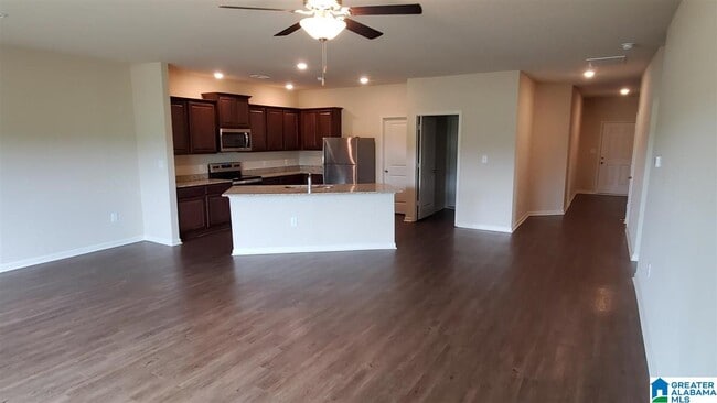 Photo - 1122 Freedom Pkwy