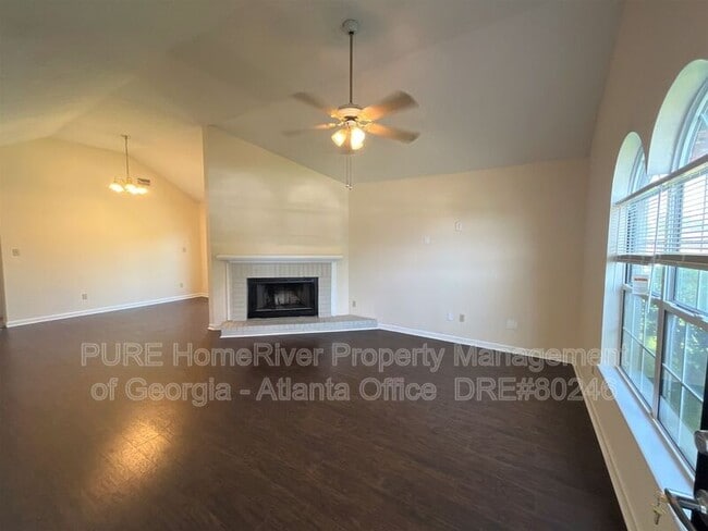 Photo - 127 Redford Dr
