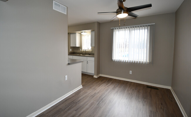 Charter Square Apartments - Troy, MI | ForRent.com