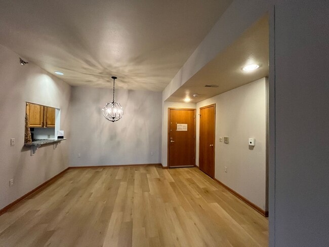 Photo - River Trail Apartments