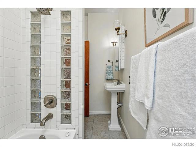 Photo - 2955 Columbine St