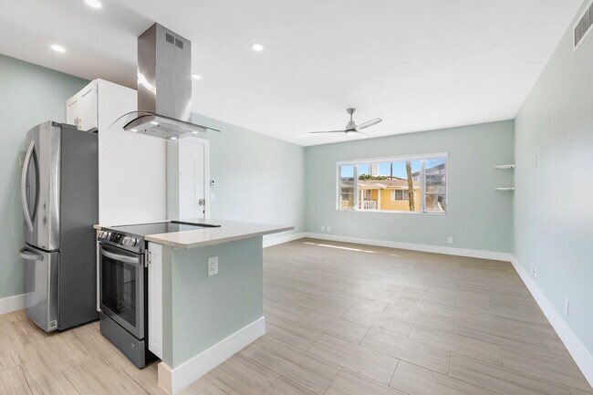 Photo - 5700 NE 22nd Way Unidad 321