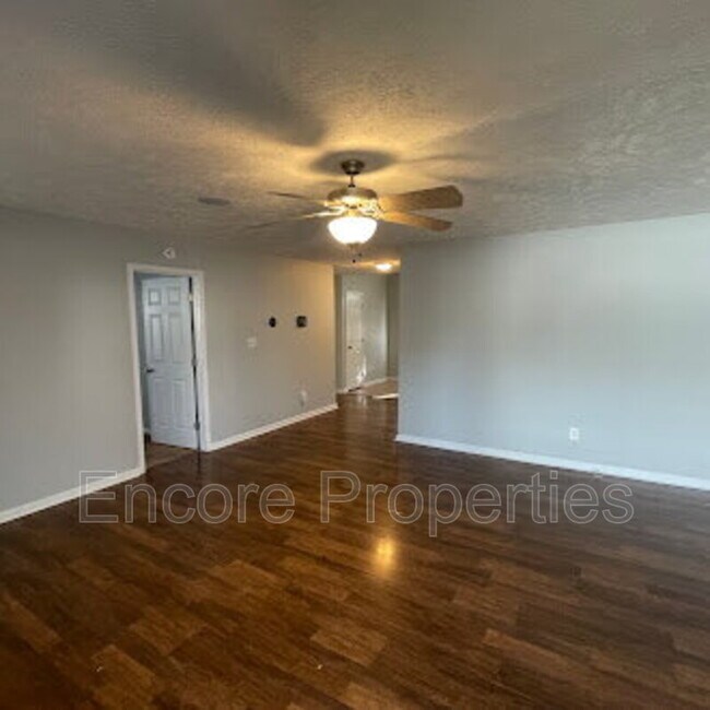 Photo - 1240 Chimney Swift Dr