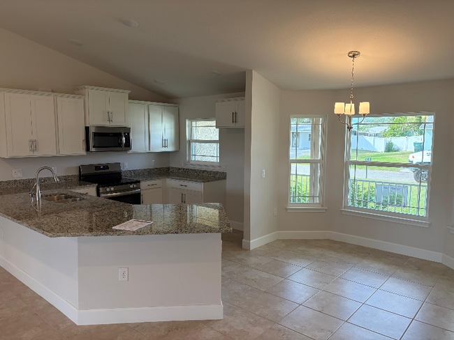 Photo - 855 Cumberland Rd