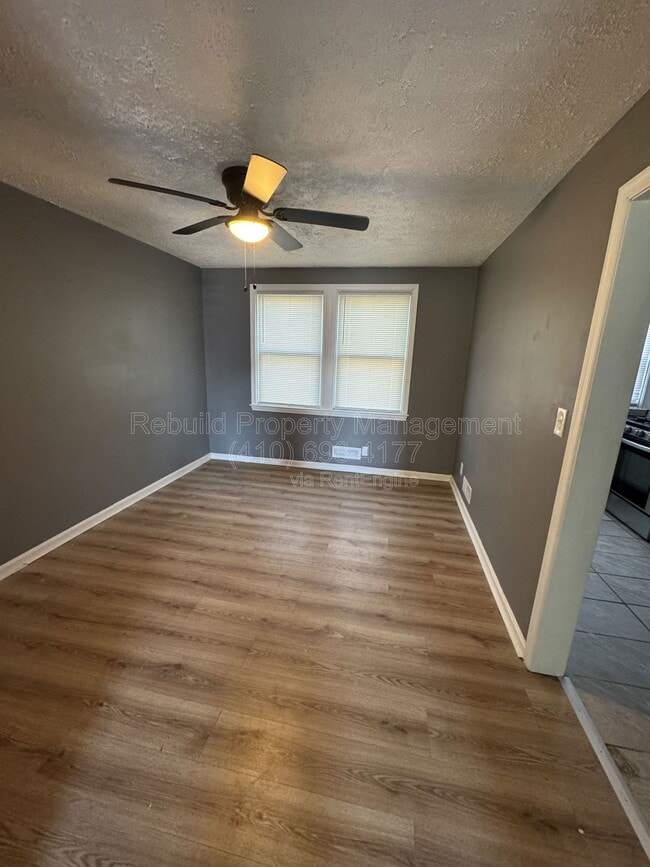 Photo - 4430 Shamrock Ave