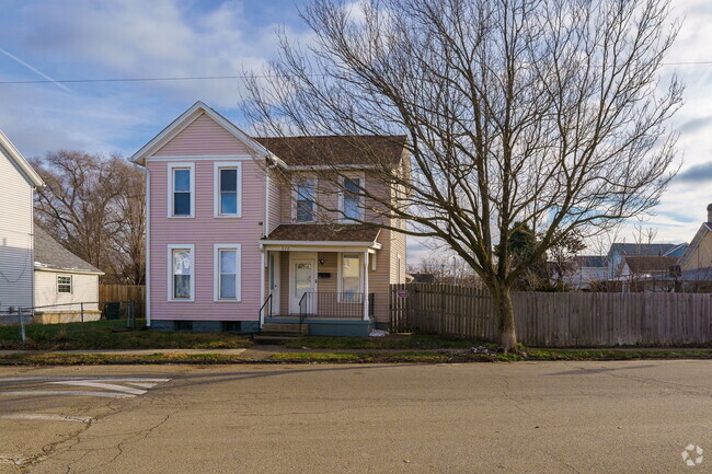 Building Photo - 270 S Torrence St Rental