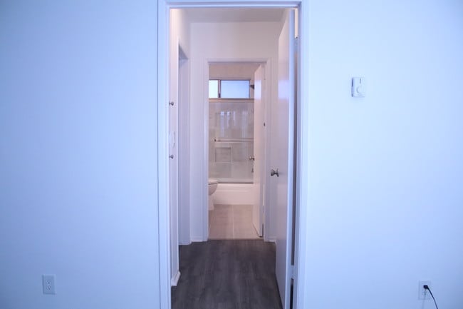 Hallway towards Bedrooms - 1737 Glendon Ave Unit 5