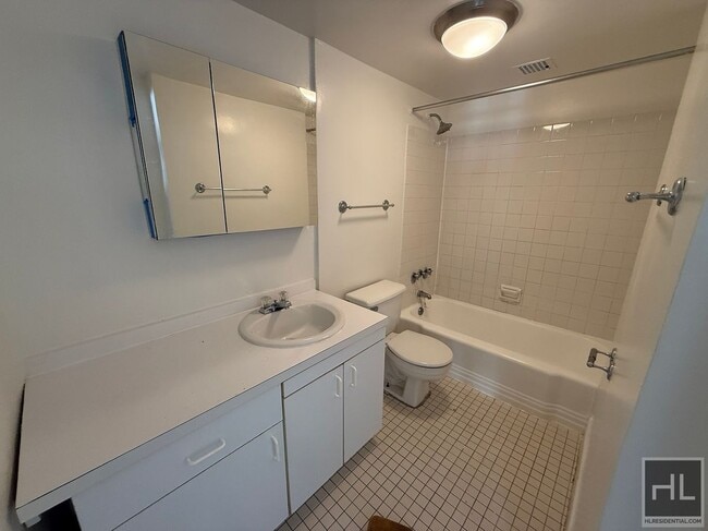 Photo - EAST 36 STREET Unit 10C