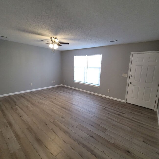 Photo - 1505 W 8th Terrace Unit B