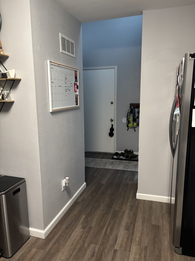 Photo - 806 E Sylvan Ave