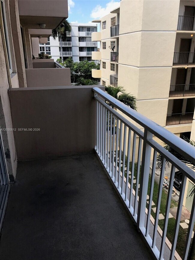 1665 Bay Rd Unit 416