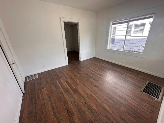 Photo - 68 N 7th Ave Unidad 2