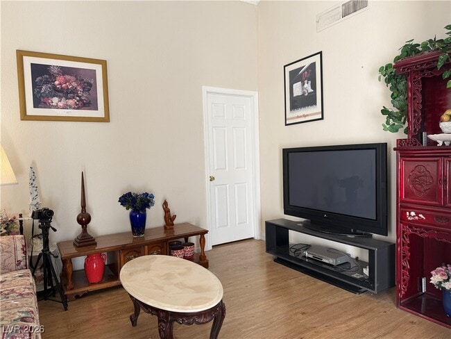 Photo - 4421 Fernbrook Rd