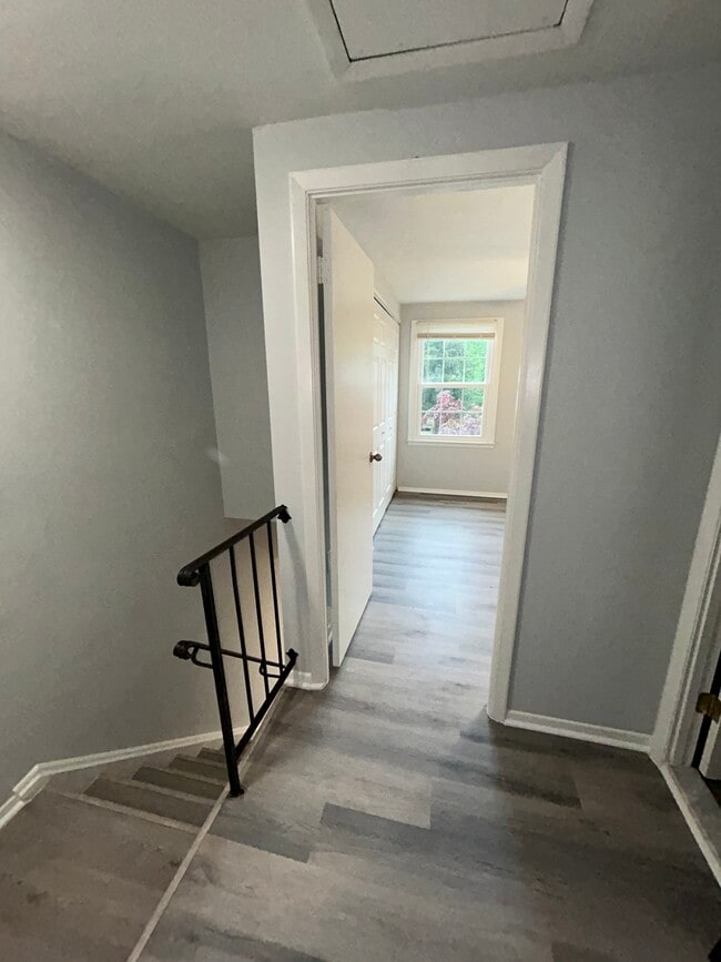 Photo - 18 Monhegan Ct Townhome