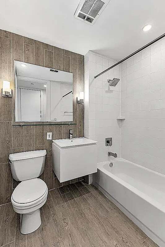 Photo - 50 Murray St Unit 564