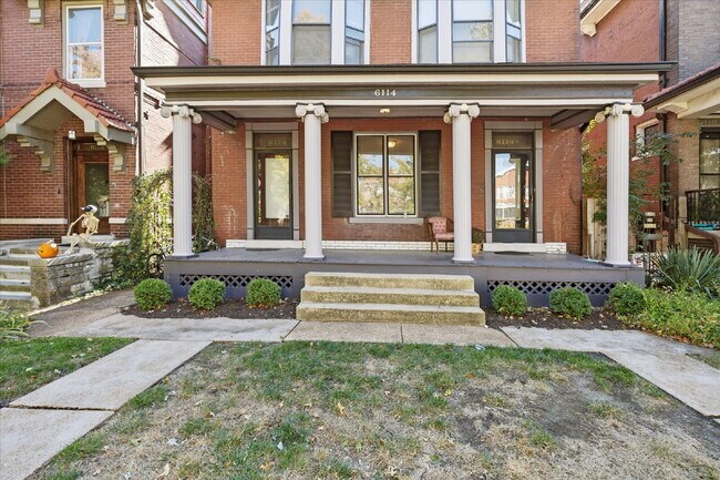 Photo - 6114 Waterman Blvd