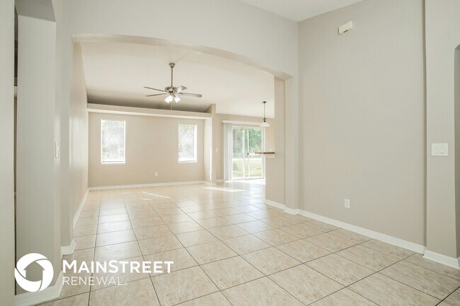 Photo - 919 Cumbran Ln