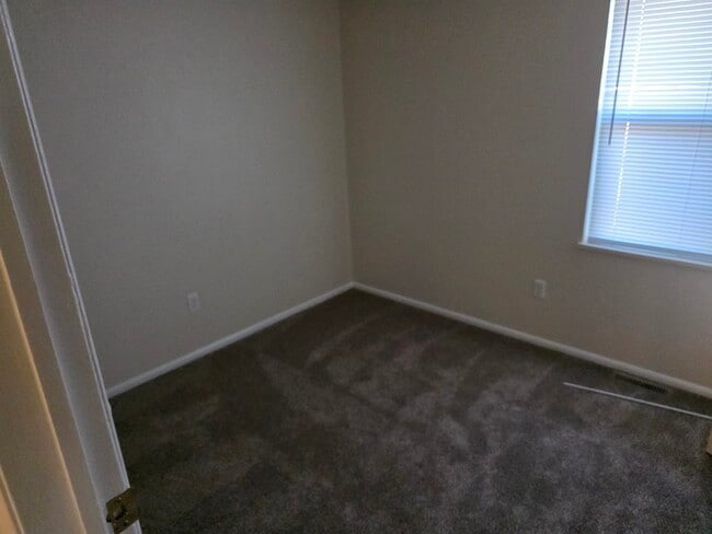 Photo - 78 Dick Trefz St