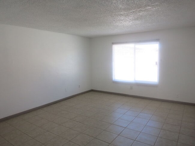 Photo - Hacienda Estates Three Bedroom Two Bath home !!! Close to Hospital and Retail Stores